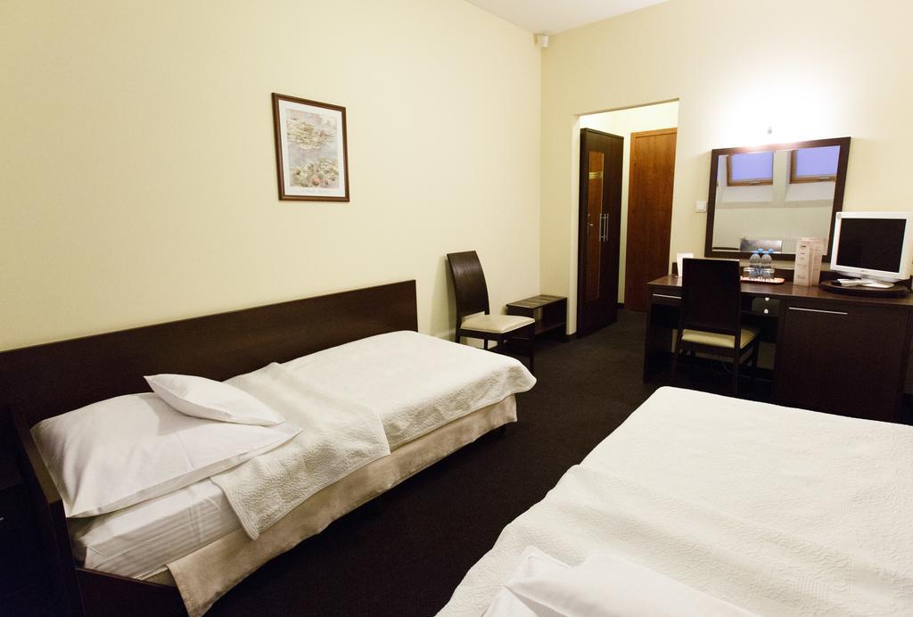 Hotel Kuznia Bydgoszcz Exteriör bild